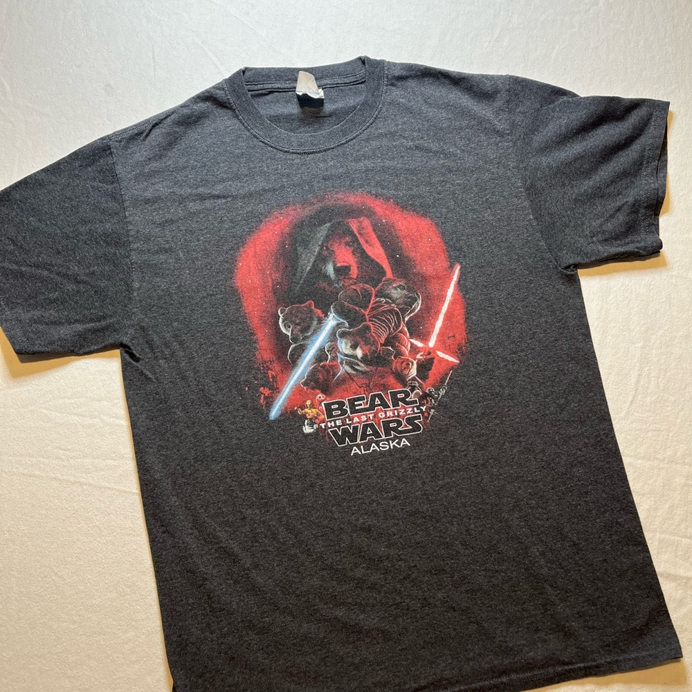 Bear Wars Alaska Grizzly Bear T-Shirt Vintage THE LAST GRIZZLY Size: M STAR WARS